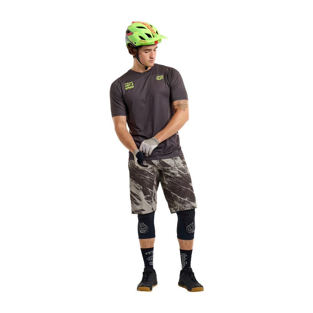 TLD 25.2 SKYLINE SHORT SHELL ELEMENTAL DARK EARTH