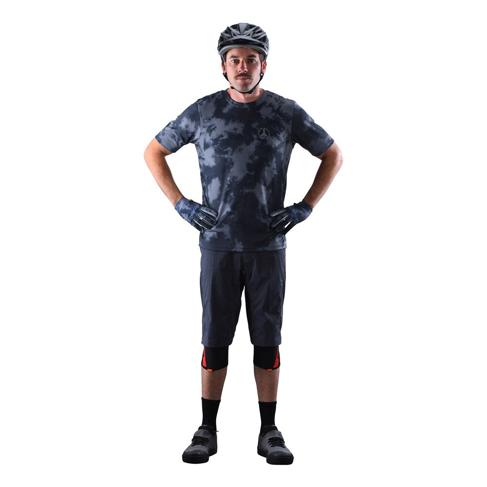 TLD Flowline Short Charcoal