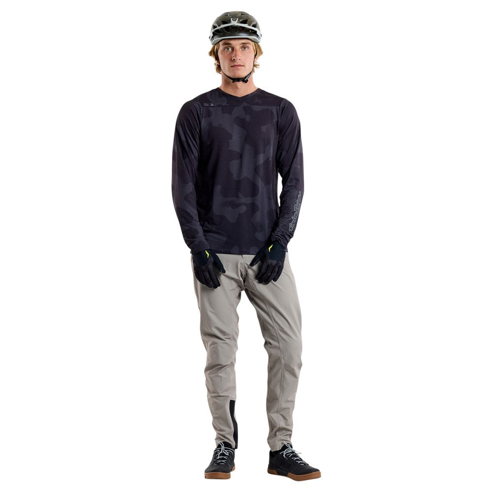 TLD 25.1 SKYLINE LS JERSEY