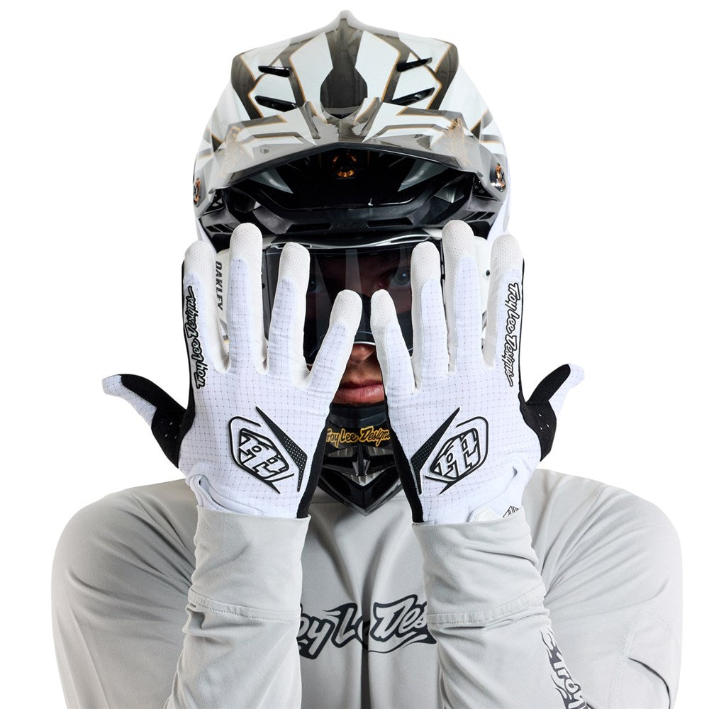 TLD 25.1 AIR GLOVE