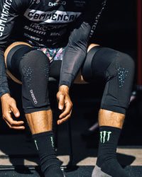 Thumbnail for Gravity Knee Pad