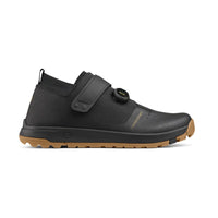 Thumbnail for CB STAMP TRAIL BOA FLAT - SHOE BLACK / GOLD