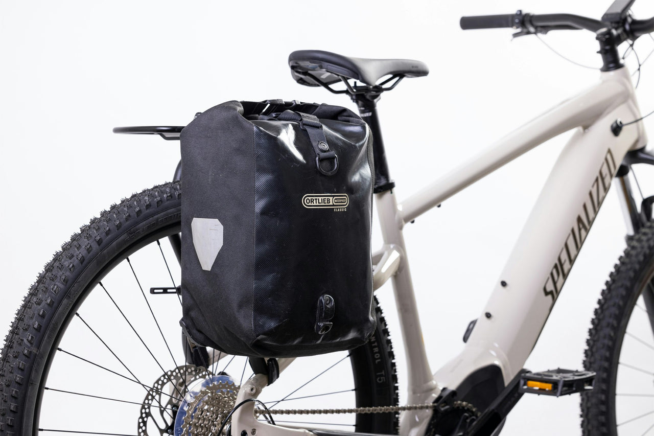 aeroe Pannier Receiver Black