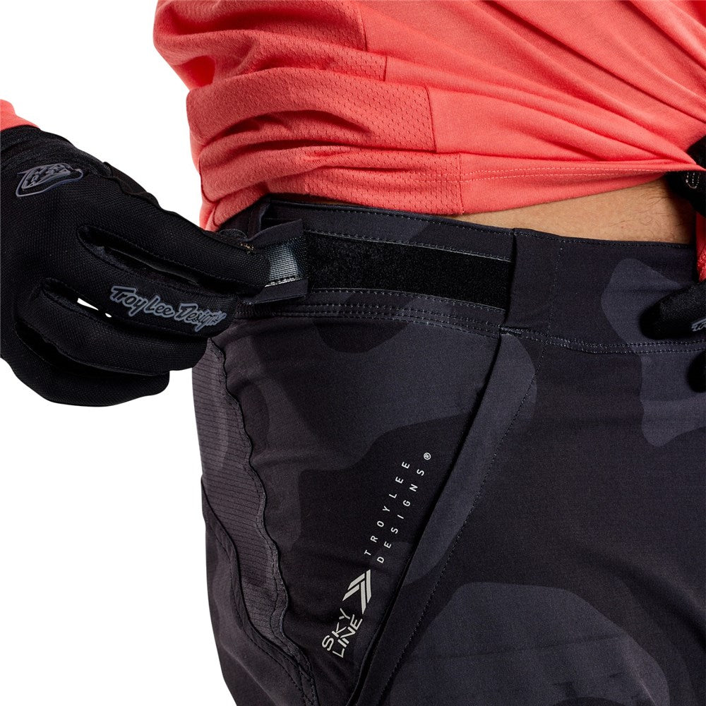 TLD 25.1 SKYLINE SHORT SHELL