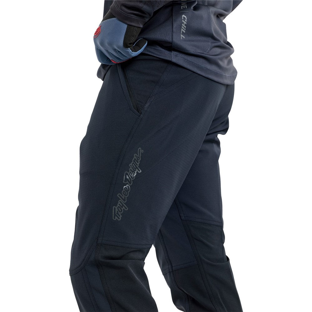 TLD 25.2 SKYLINE CHILL PANT MONO BLACK