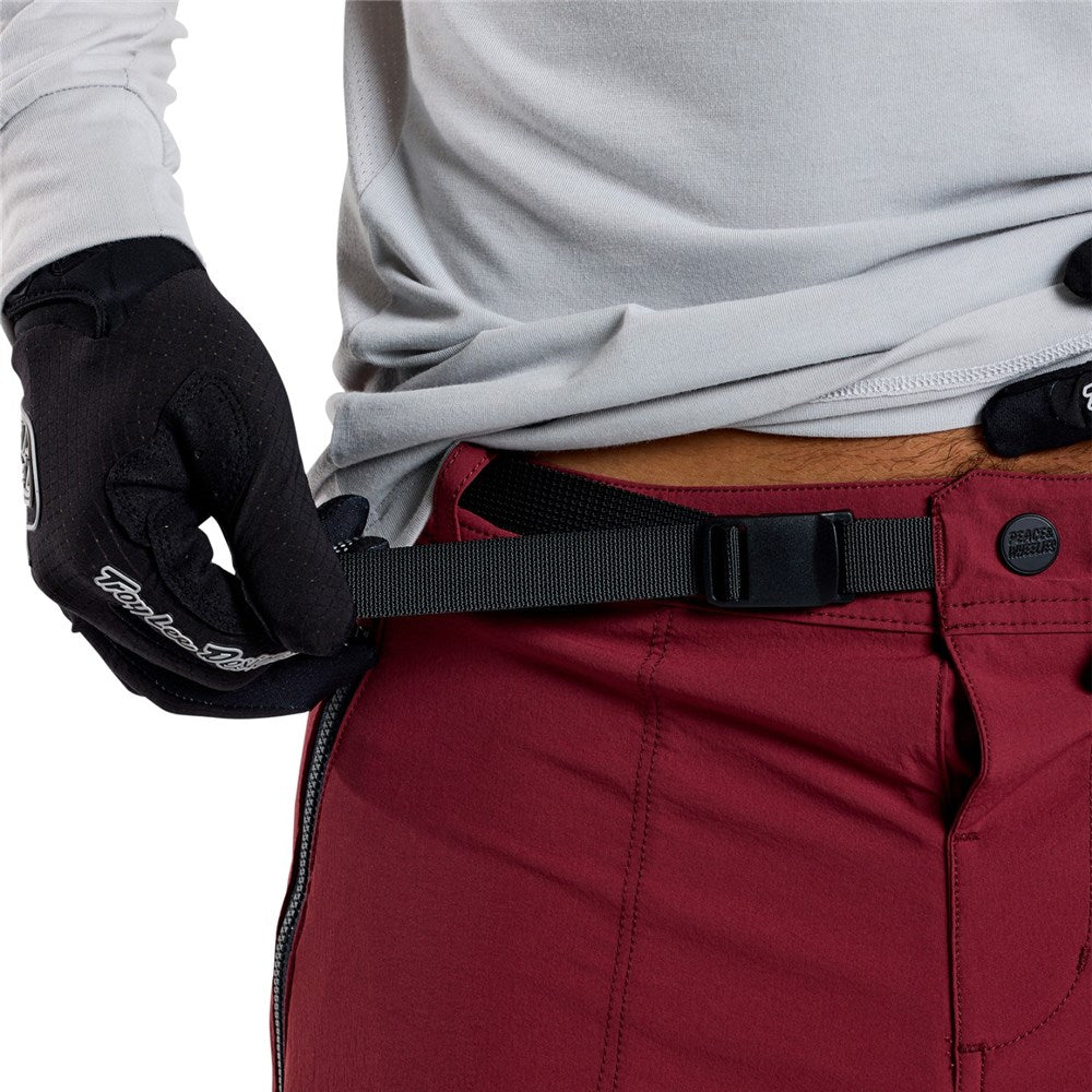 TLD 25.1 SKYLINE TRAIL SHORT