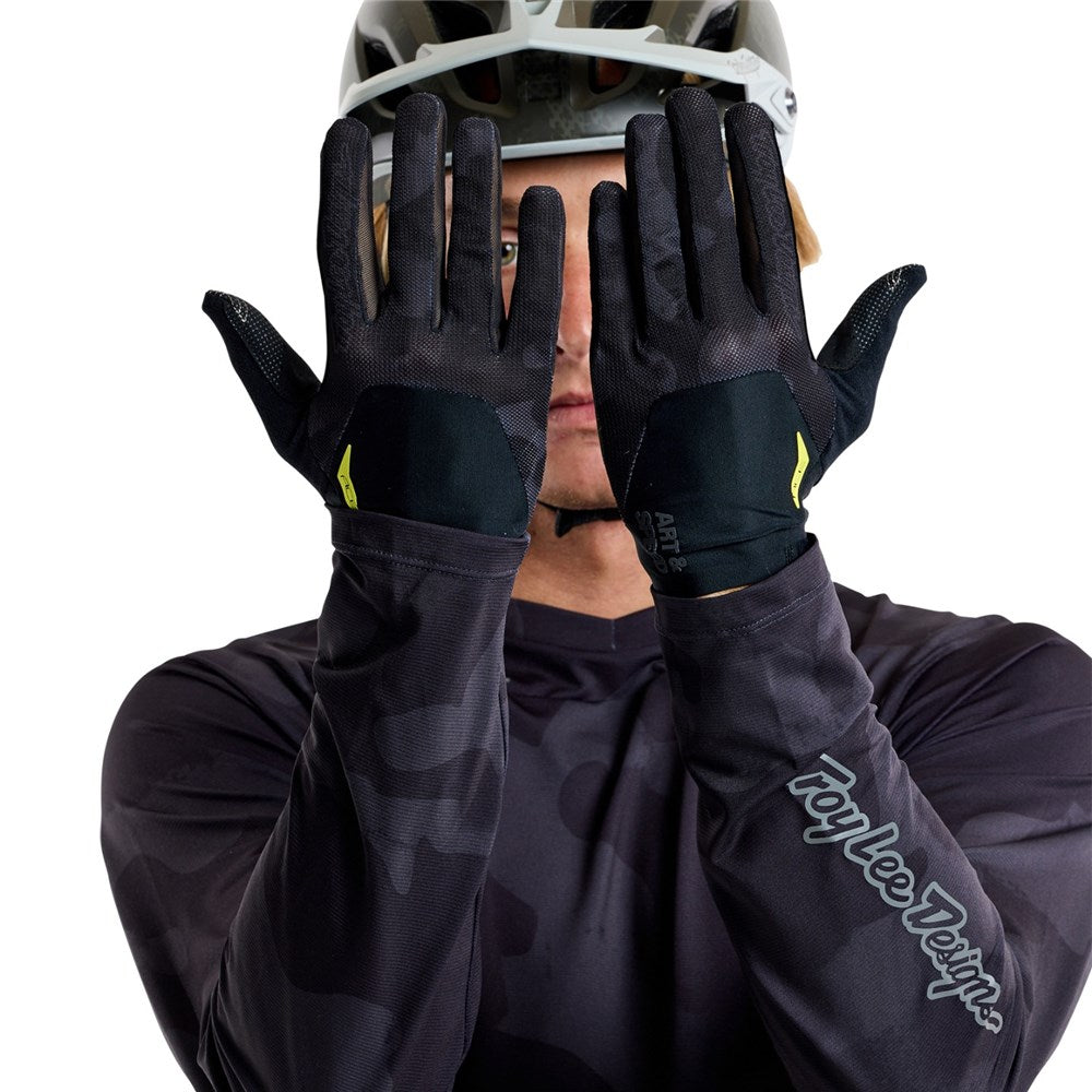 TLD 25.1 ACE GLOVE