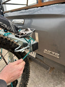 SINGLE TRAIL - SL100 Vertical Shuttle Bike Rack - 5 Bike Zinc