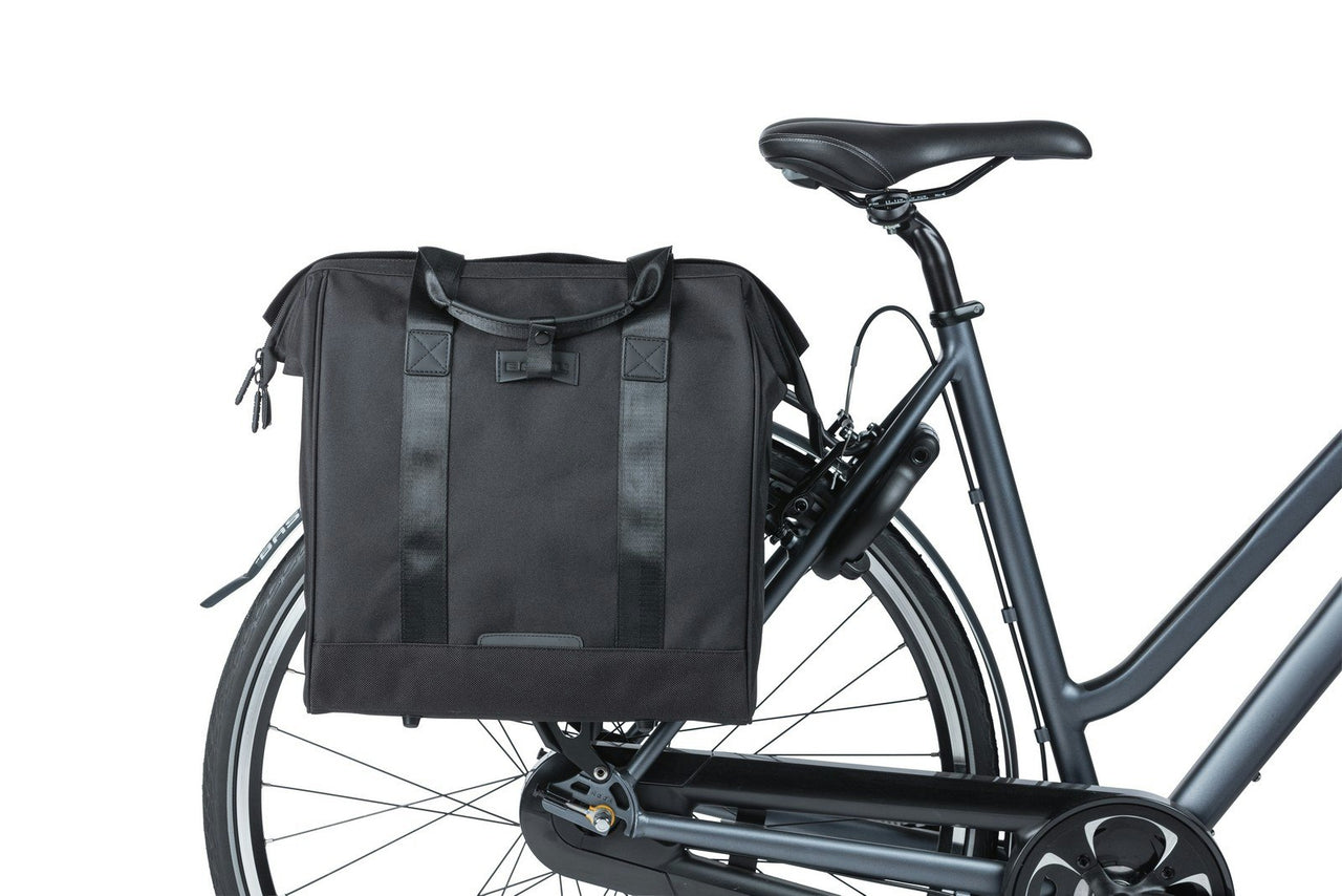 Basil Grand Bicycle Shopper 23 Litres Black