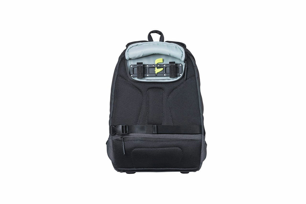 Basil B-Safe Commuter Backpack Black